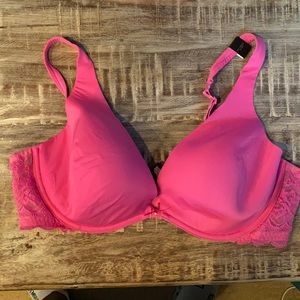 NWT VS Lacy Bra